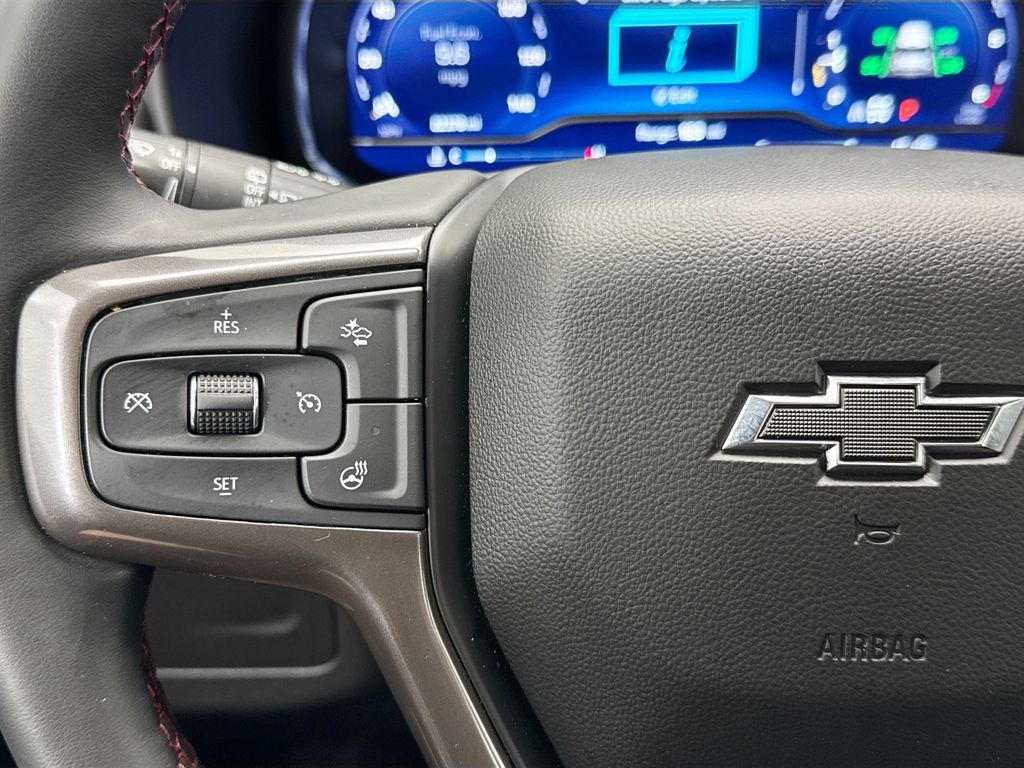 Thumbnail: 2023 Chevrolet Tahoe - 11