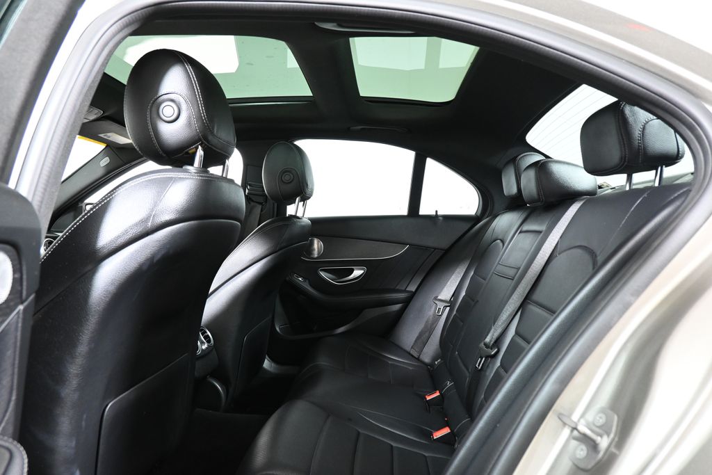 Thumbnail: 2020 Mercedes-Benz C-Class - 7