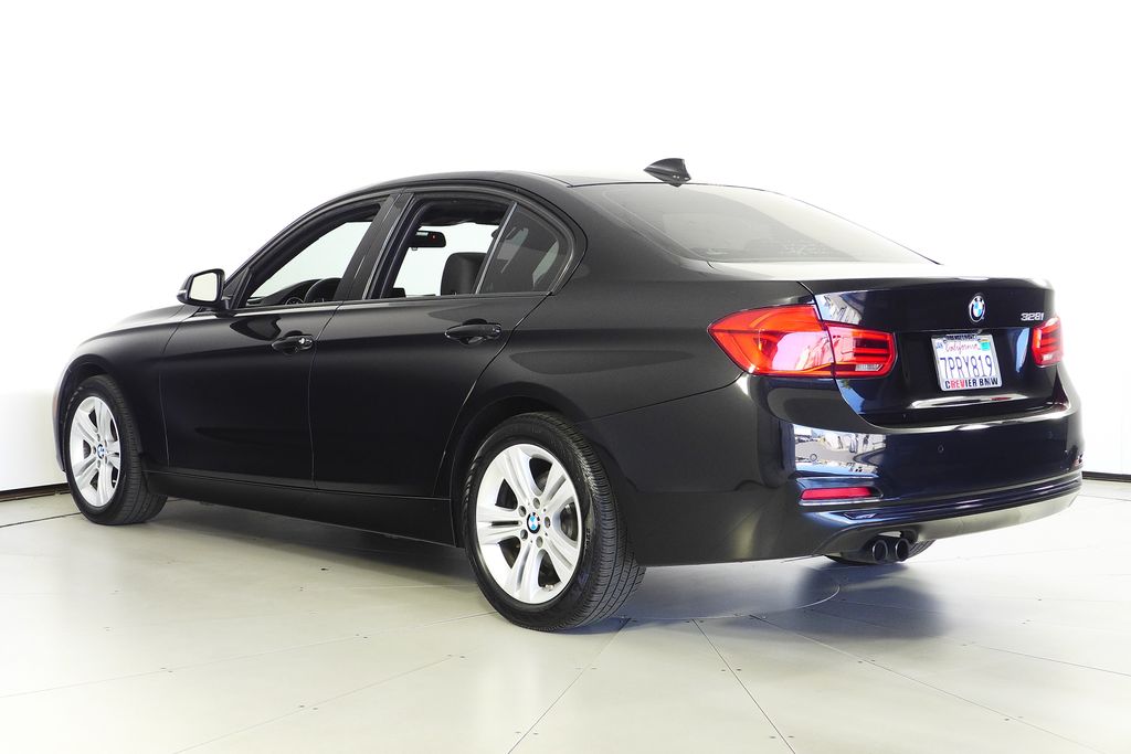 Thumbnail: 2016 BMW 3 Series - 9