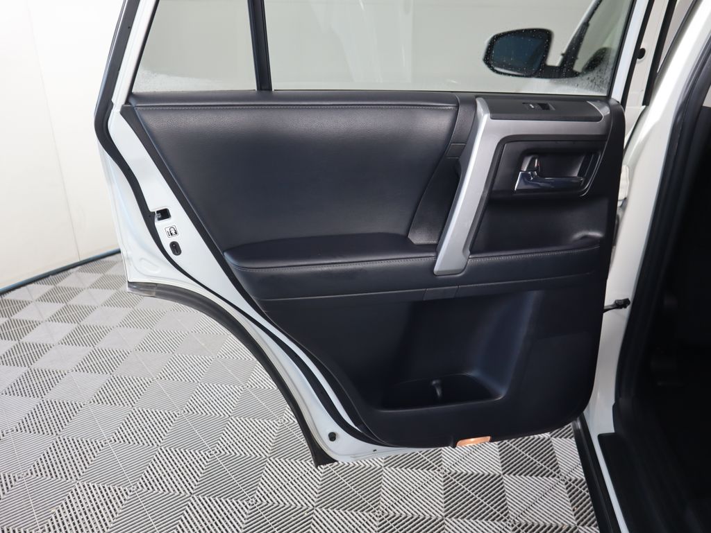 Thumbnail: 2021 Toyota 4Runner - 27