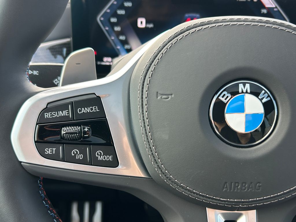 Thumbnail: 2026 BMW X5 - 17