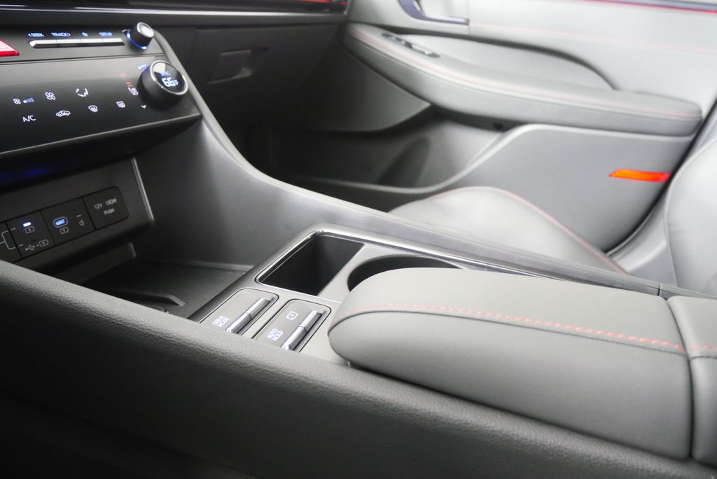 Thumbnail: 2024 Hyundai Sonata - 28