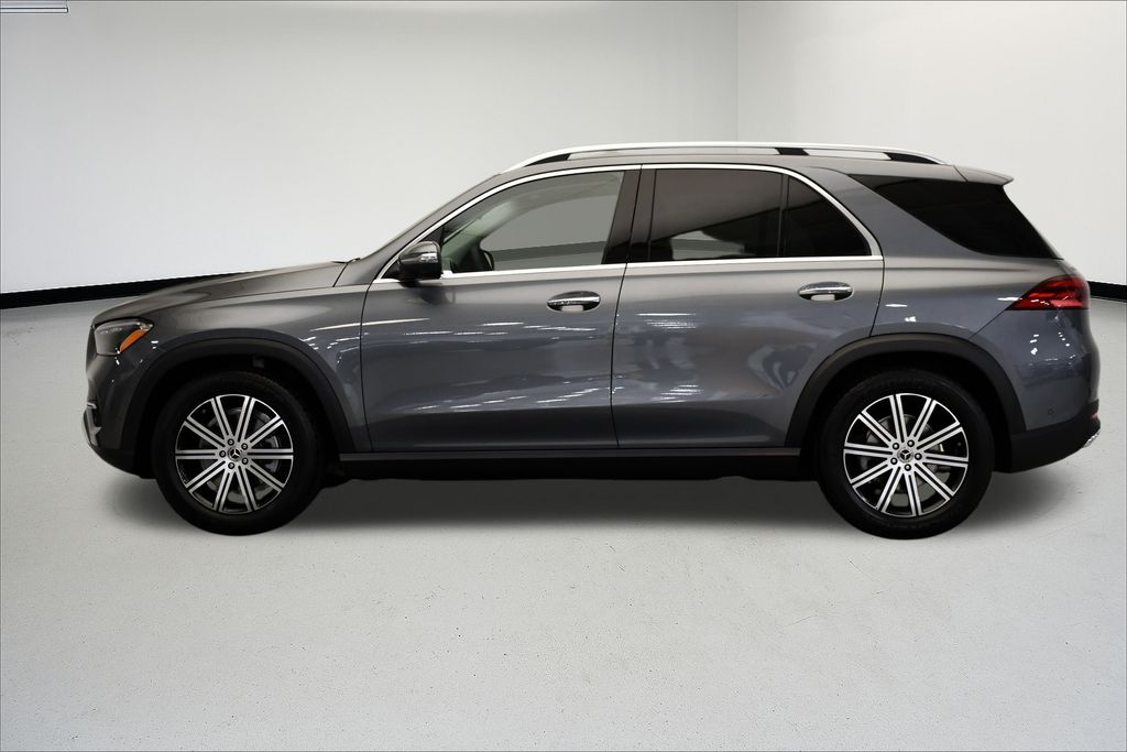 Thumbnail: 2026 Mercedes-Benz GLE - 2