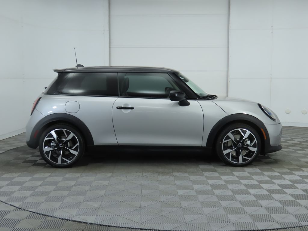 Thumbnail: 2025 MINI Cooper - 9