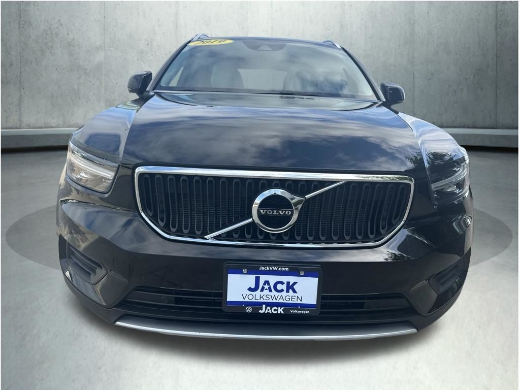 Used 2019 Volvo XC40 SUV