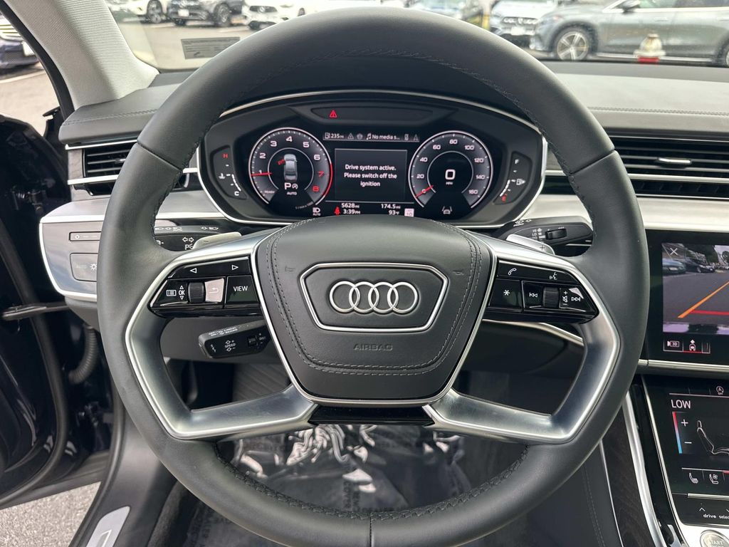 Thumbnail: 2025 Audi A8 - 27