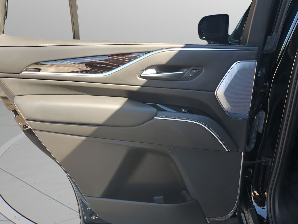 Used Car 2023 Cadillac Escalade  V-series For Sale Under $120,000 In Austin, Texas