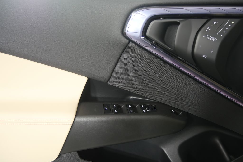 Thumbnail: 2025 BMW X3 - 8