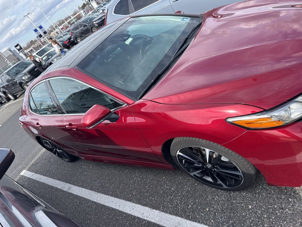 2018 Toyota Camry XSE 2