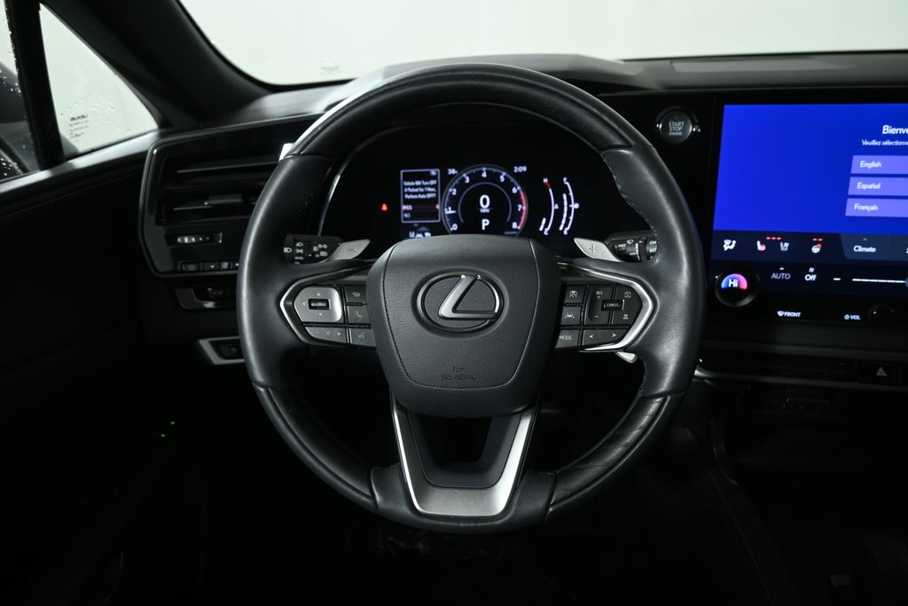 Thumbnail: 2023 Lexus RX - 18