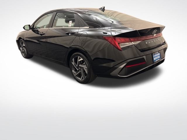 New 2025 Hyundai Elantra For Sale in Bedford, OH
