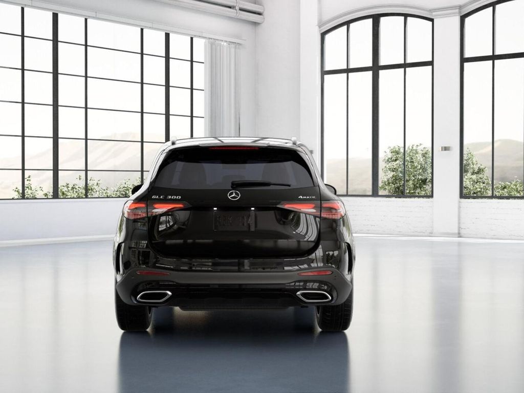 Thumbnail: 2026 Mercedes-Benz GLC - 25