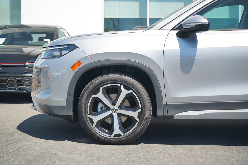 Thumbnail: 2025 Volkswagen Tiguan - 2