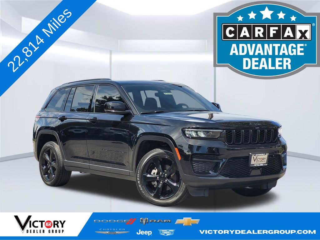  2023 Jeep Grand Cherokee Altitude X 4WD   