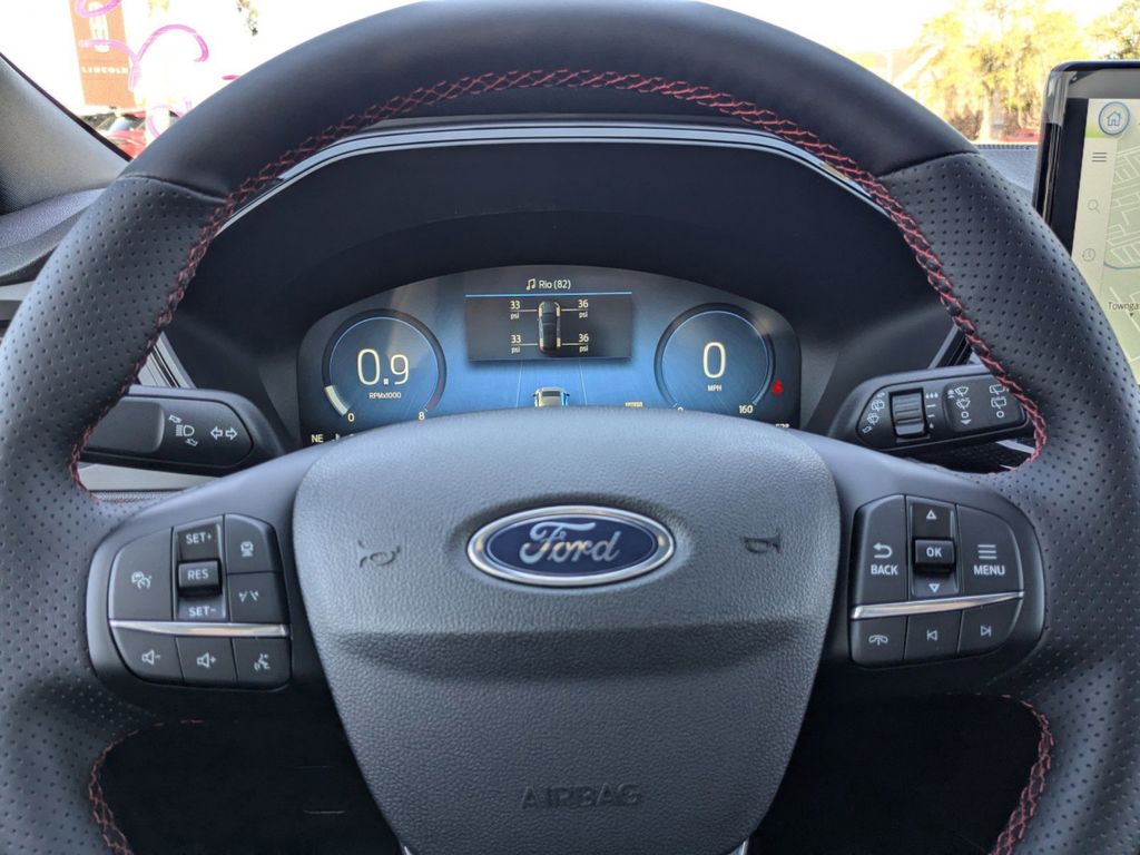 2025 Ford Escape ST-Line Select