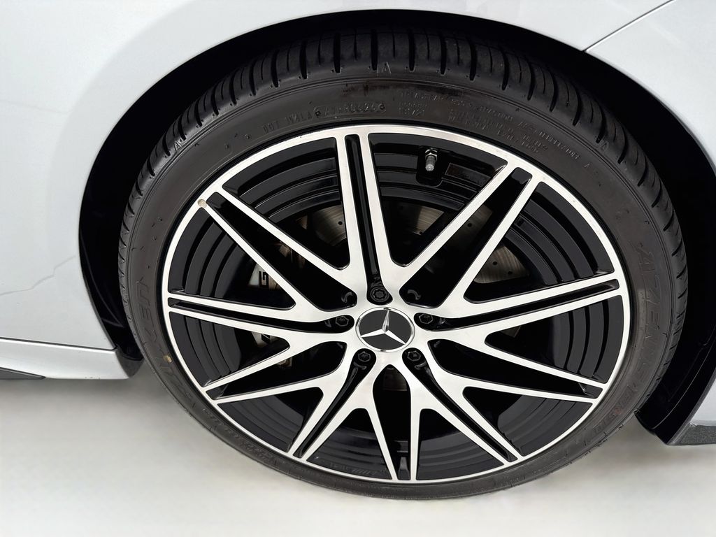 Thumbnail: 2023 Mercedes-Benz C-Class - 31