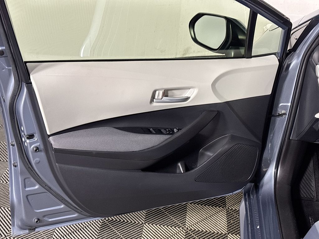 2021 Toyota Corolla Hybrid LE