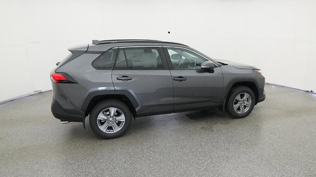 Thumbnail: 2025 Toyota RAV4 - 20
