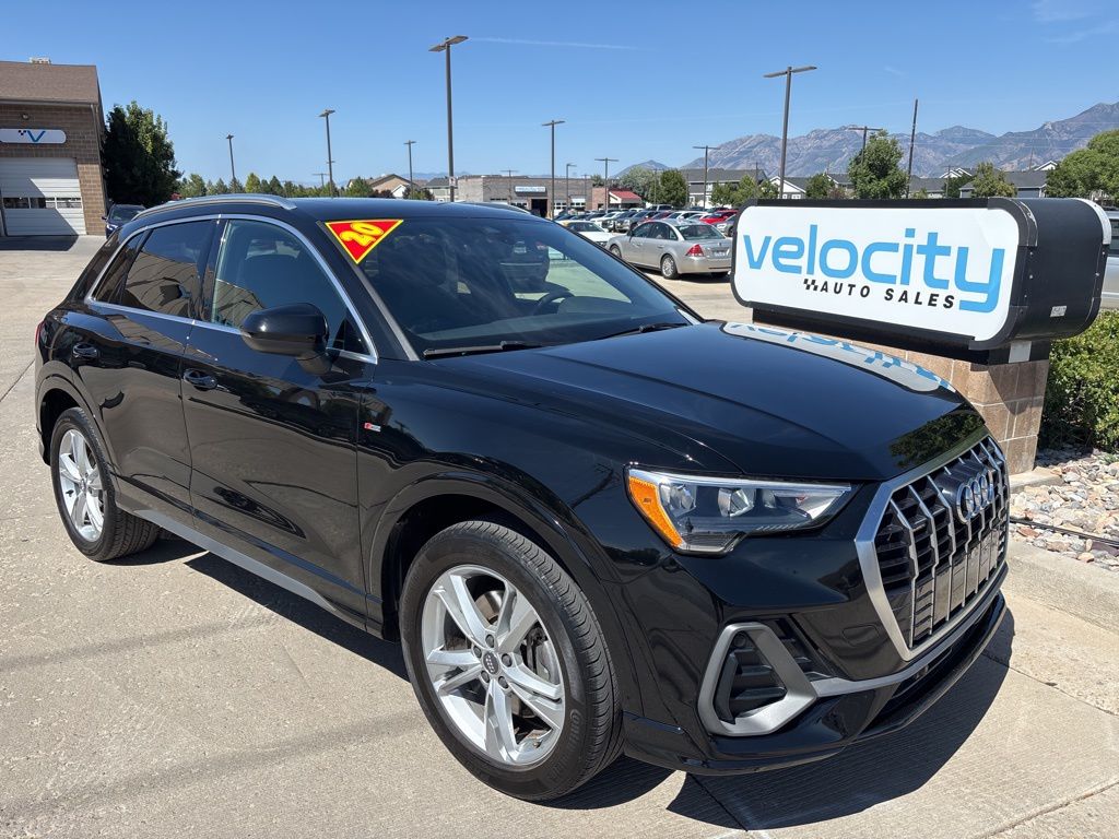 2020 Audi Q3 quattro Premium S Line 45 TFSI