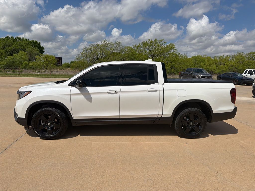White 2024 Honda Ridgeline Black Edition AWD Pickup Truck All-Wheel Drive 9-Speed Automatic