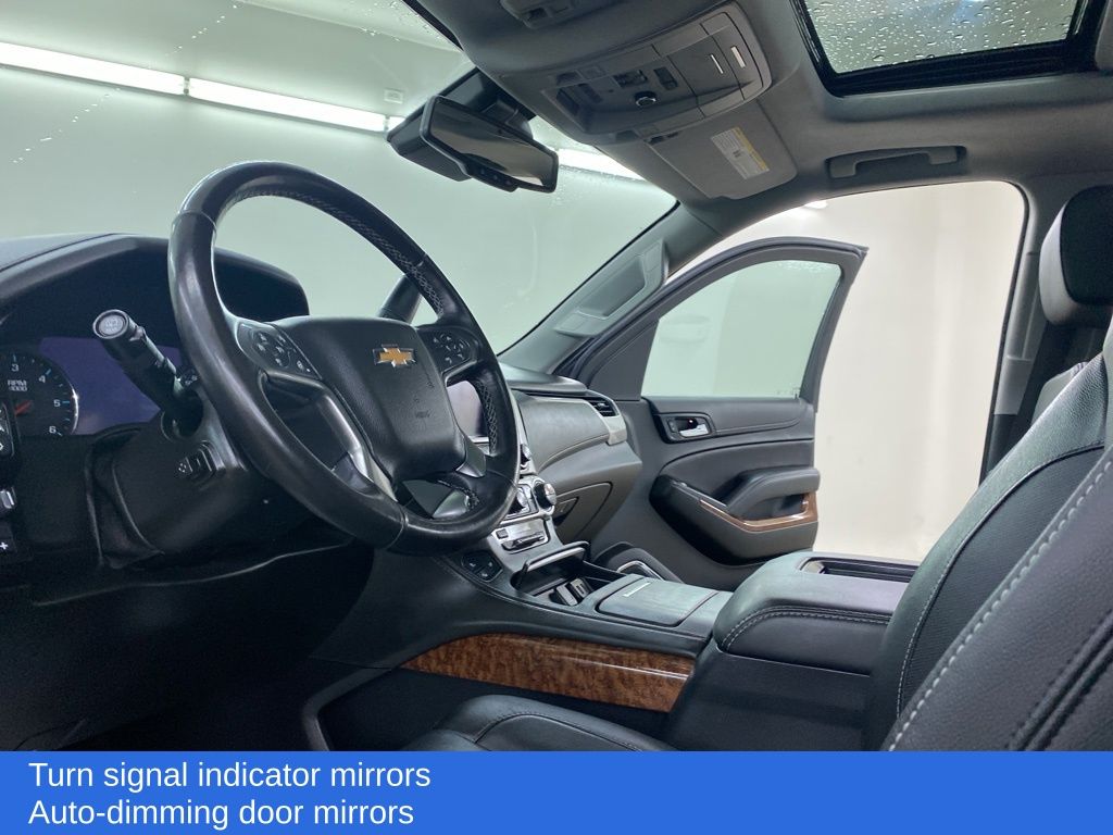 2020 Chevrolet Suburban Premier photo