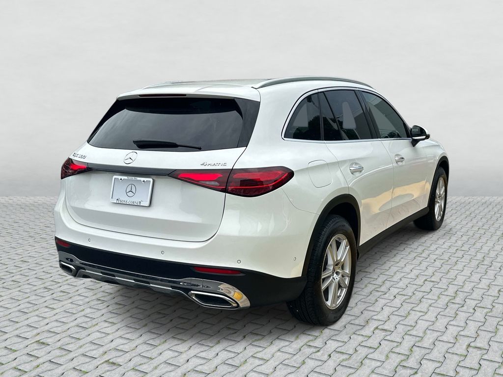 Thumbnail: 2026 Mercedes-Benz GLC - 5