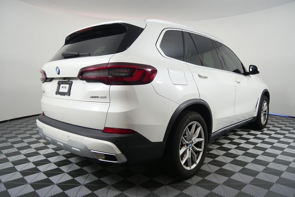 Thumbnail: 2023 BMW X5 - 3