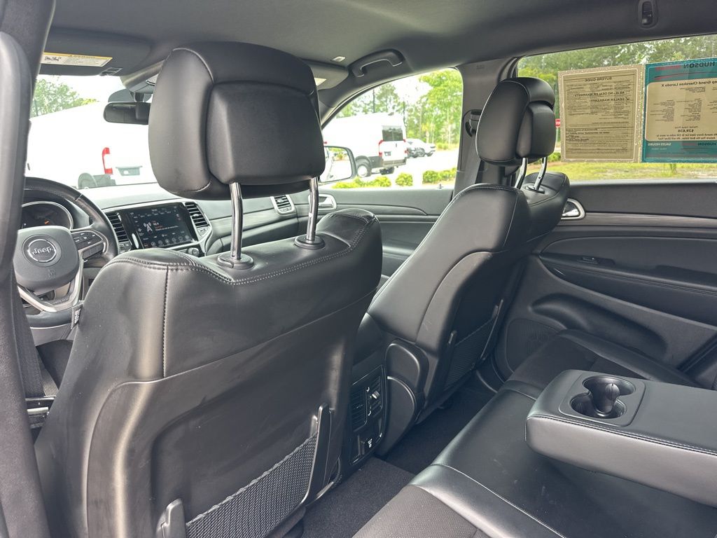 2021 Billet Silver Metallic Clearcoat Jeep Grand Cherokee Laredo X 4X4 SUV