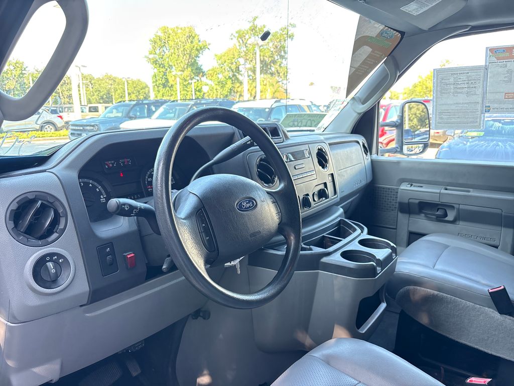 Used 2016 White Ford Base image 6