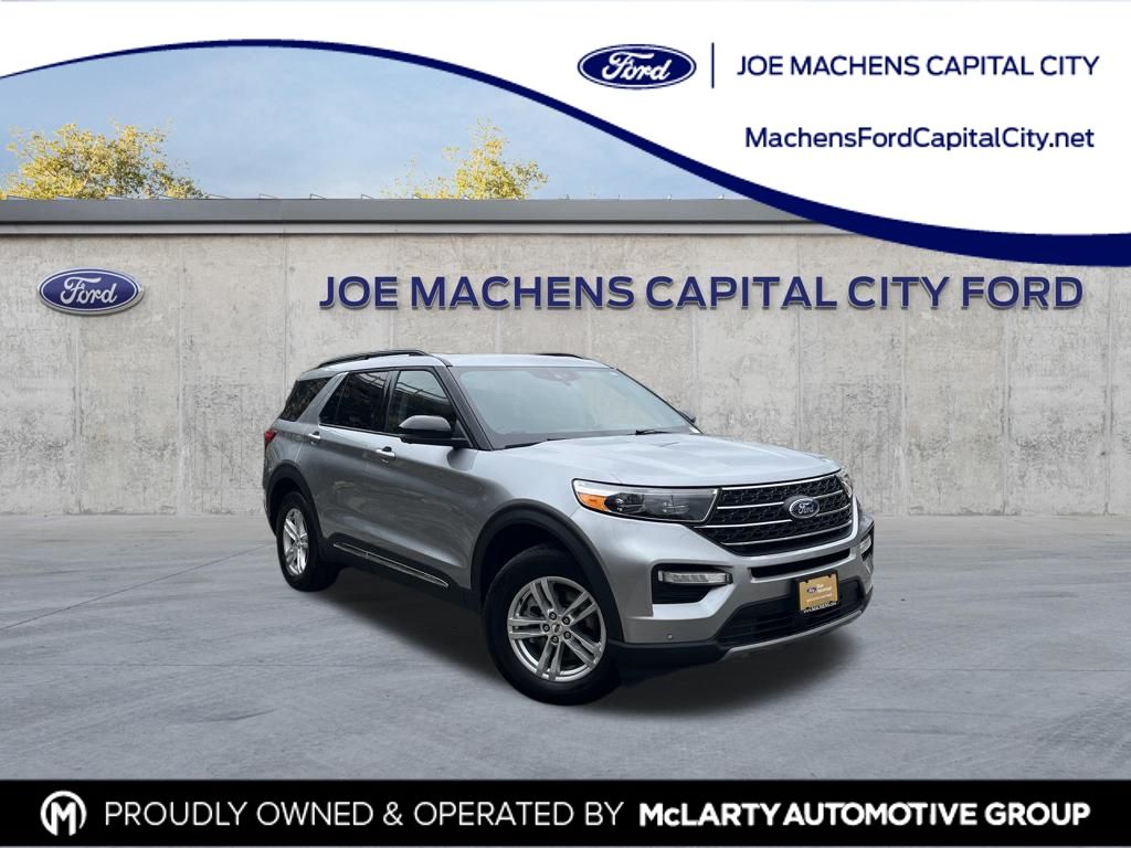 Iconic Silver Metallic 2023 Ford Explorer XLT AWD SUV / Crossover All-Wheel Drive Automatic