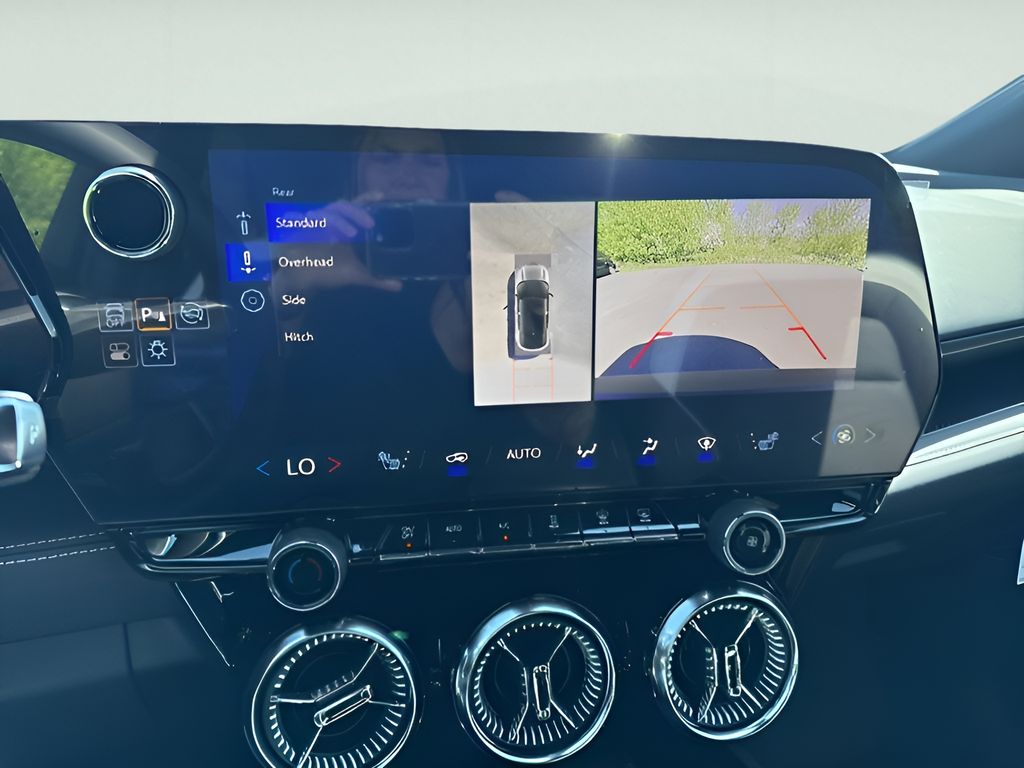 2025 Chevrolet Blazer EV LT - Photo 24