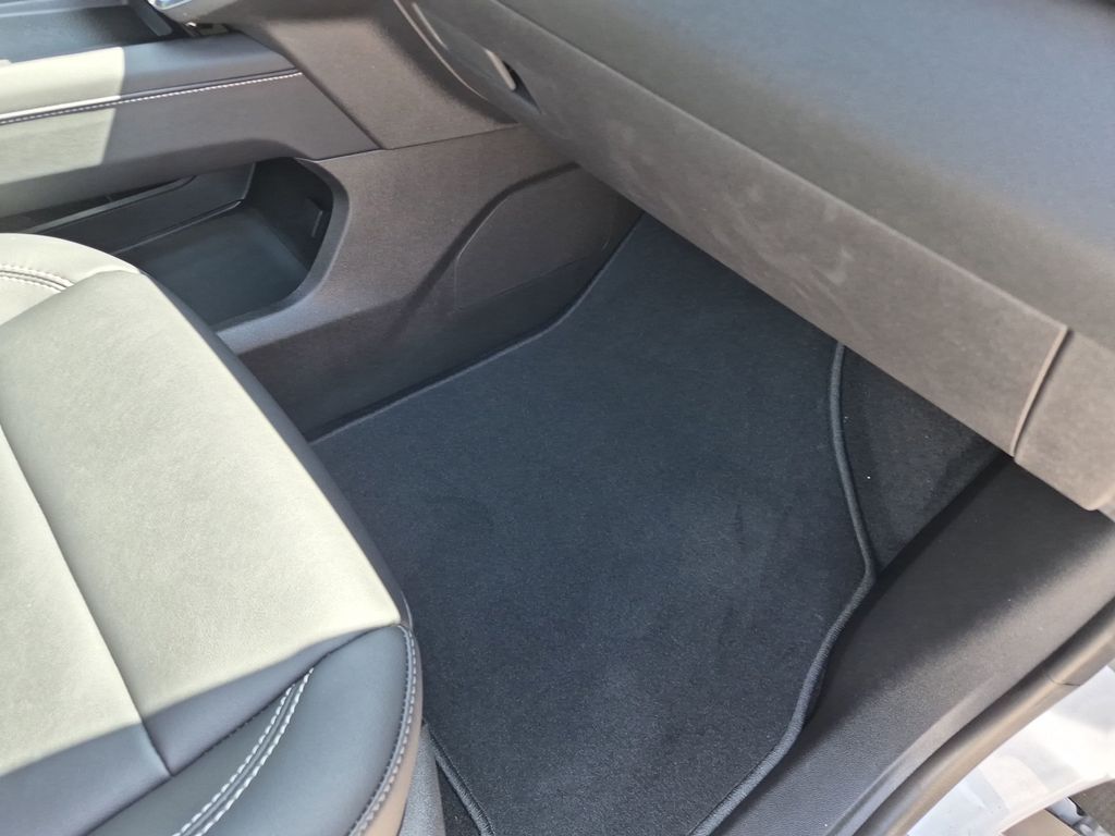 2026 GMC Acadia Elevation - Photo 41