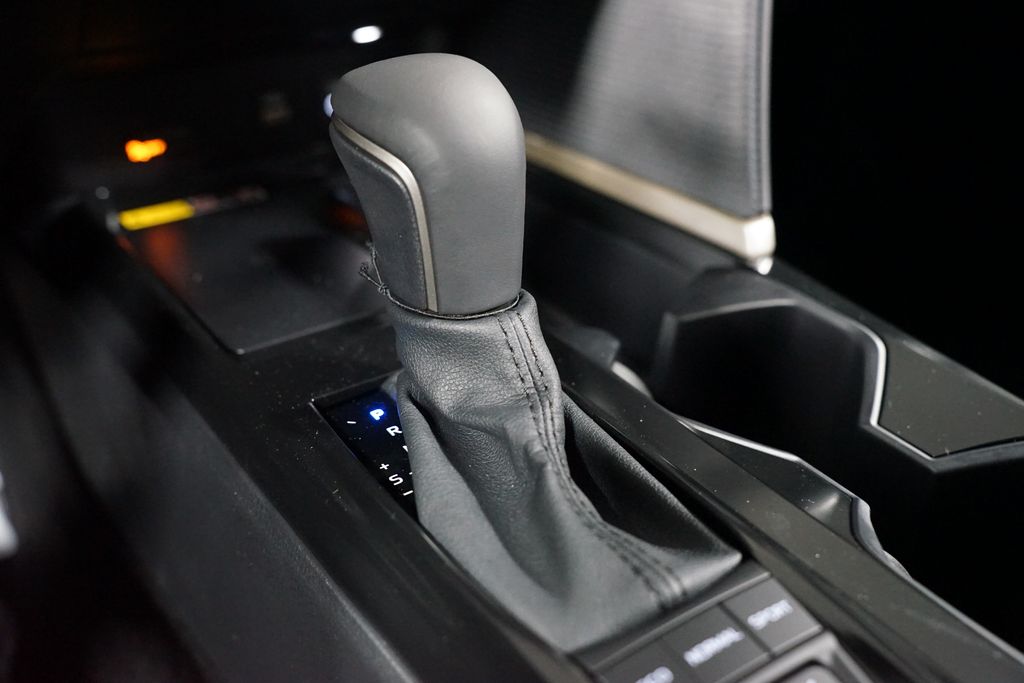 Thumbnail: 2026 Toyota Camry - 22