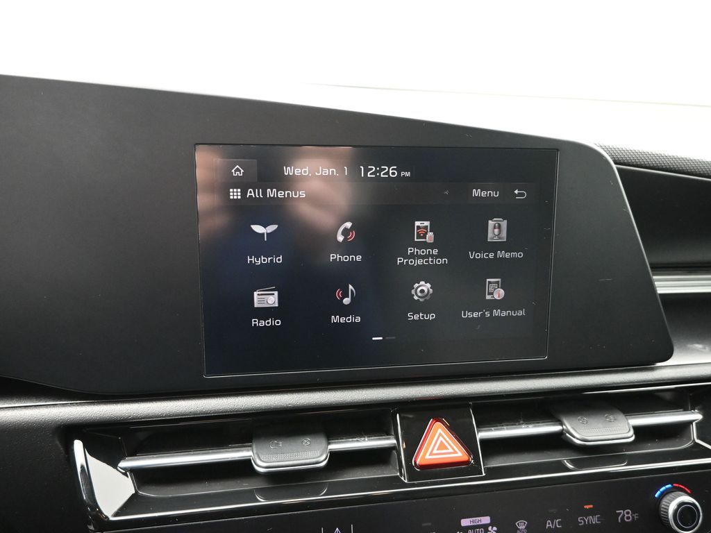 2023 Kia Niro LX