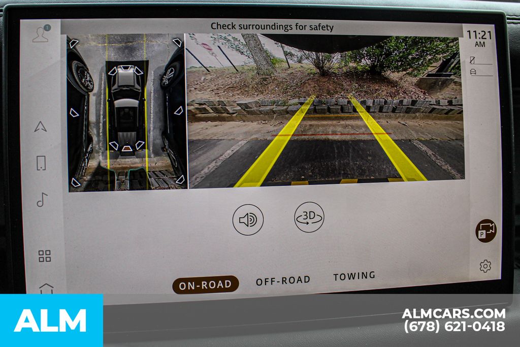 Used 2025 Black Land Rover X image 31