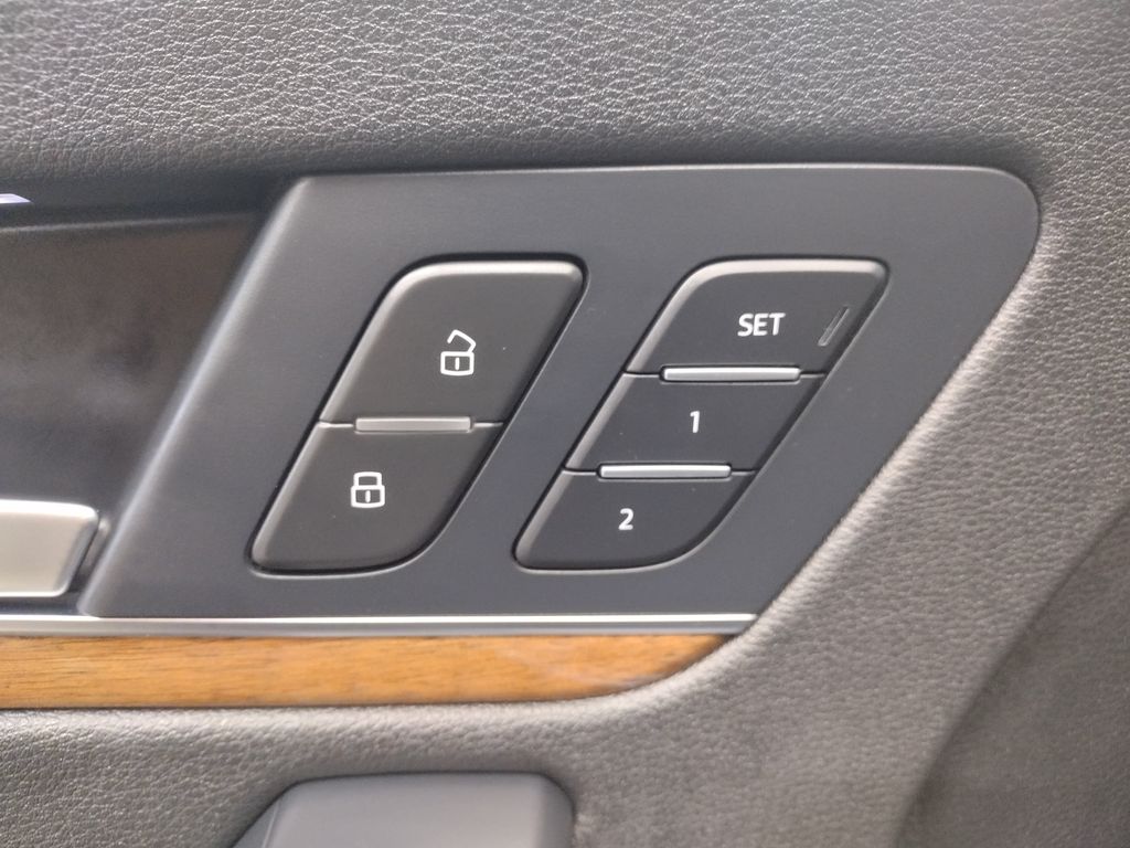 2022 Audi Q5 45 S line Premium