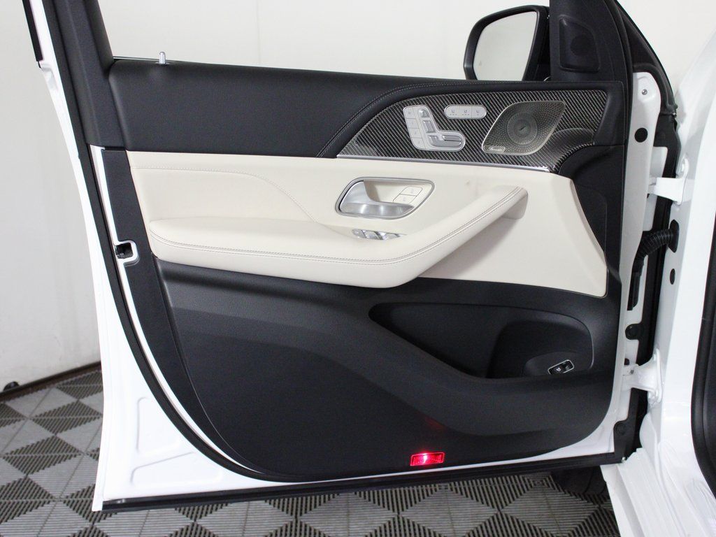 used 2026 Mercedes-Benz GLE car, priced at $79,999