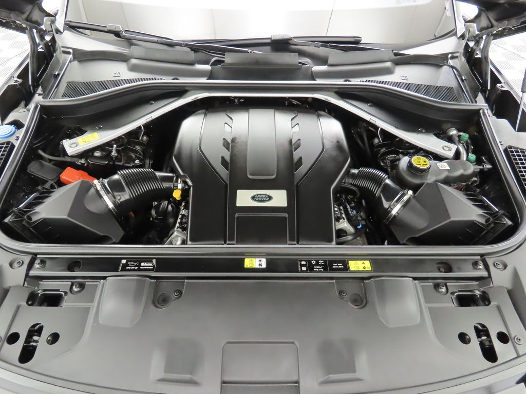 Thumbnail: 2023 Land Rover Range Rover - 29