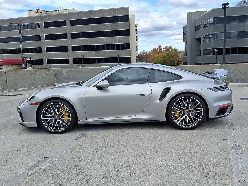 Thumbnail: 2024 Porsche 911 - 2