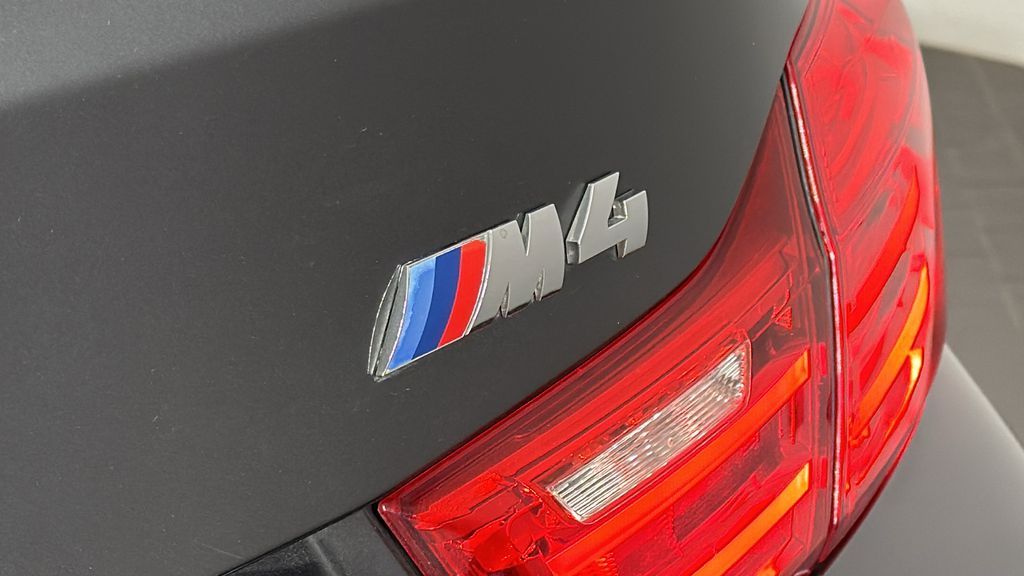 2015 BMW M4 Base 9