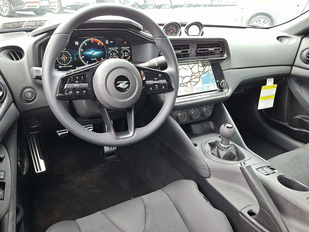 2026 Nissan Z — photo 7