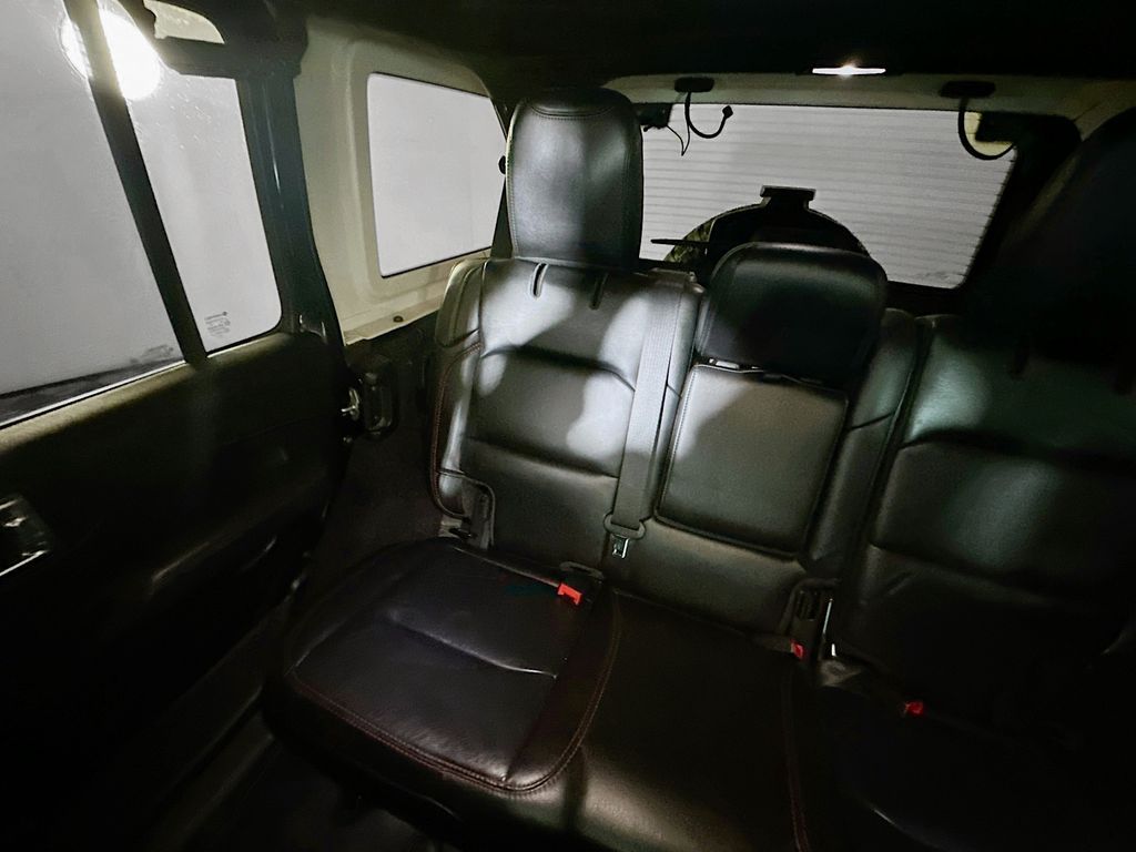 Used 2020 Black Jeep Unlimited Rubicon image 12