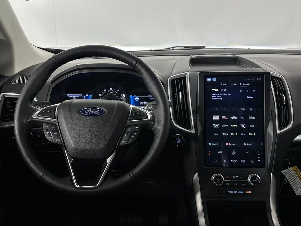 2024 Ford Edge SEL 21