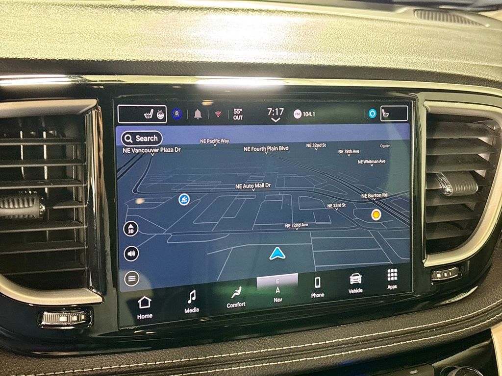 2024 Chrysler Pacifica Hybrid Select