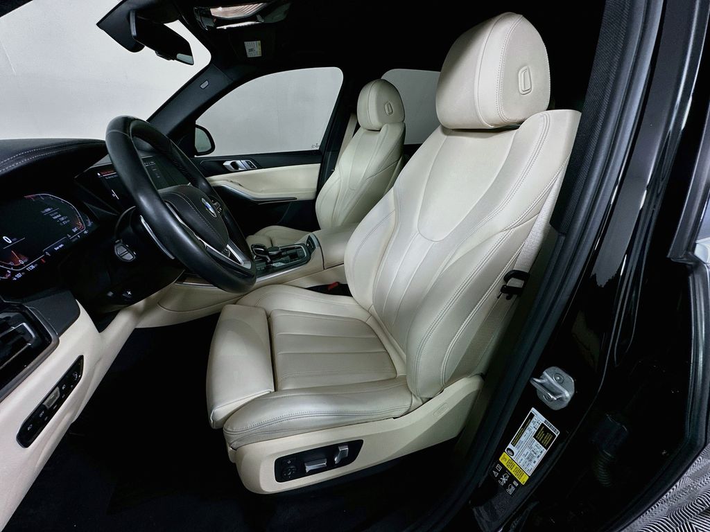Thumbnail: 2019 BMW X5 - 21