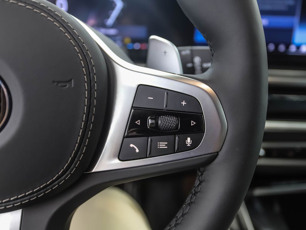 Thumbnail: 2026 BMW X5 - 14