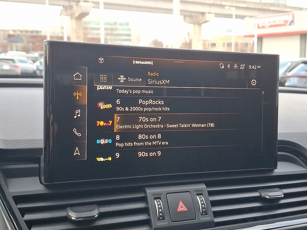 Thumbnail: 2023 Audi Q5 - 18