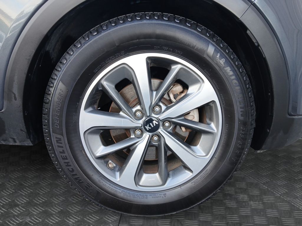 Used Car 2020 Kia Sorento  Lx For Sale Under $15,000 In Austin, Texas