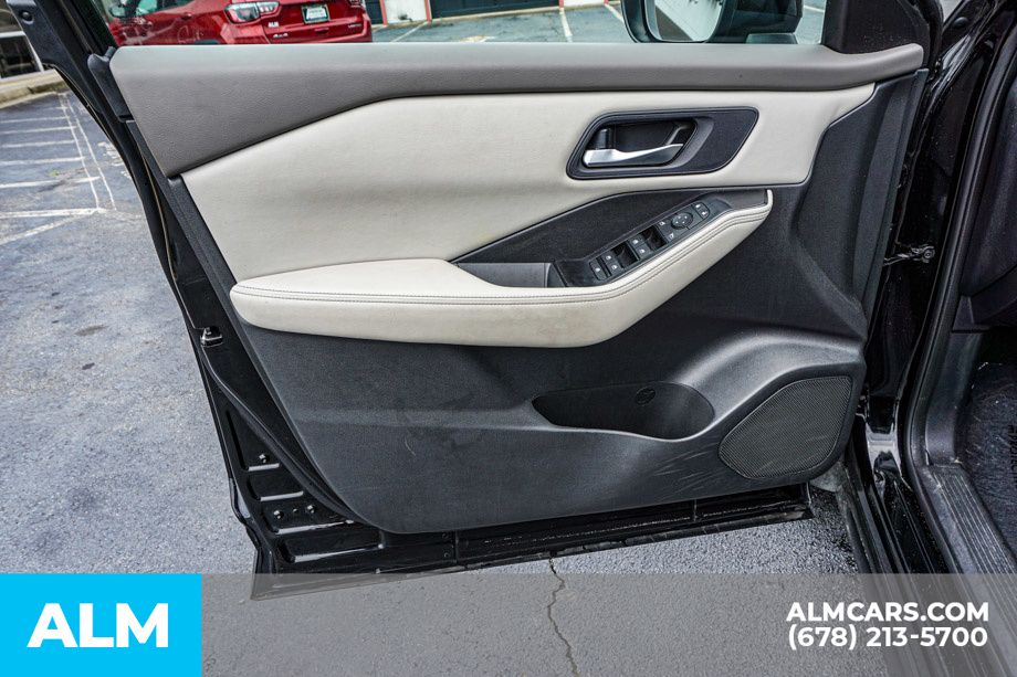 Used 2025 Black Nissan SV image 46