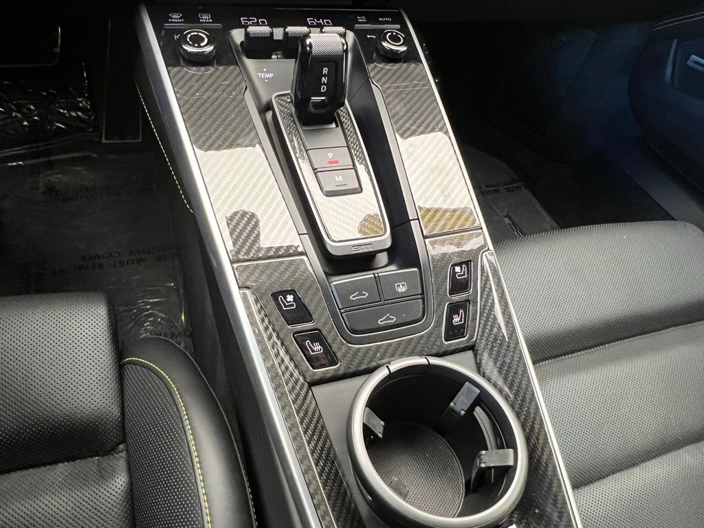 Thumbnail: 2022 Porsche 911 - 11